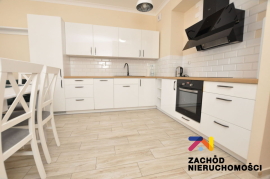 Przestronna Kawalerka 40 M2 W Apartamentowcu